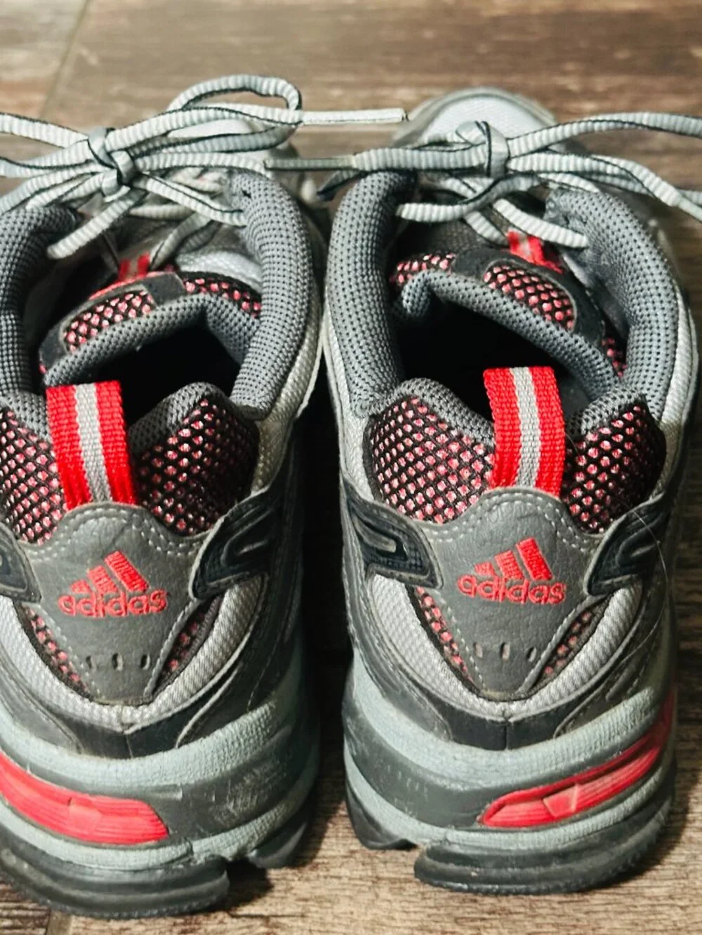 Adidas Trail Running Athletic Sneaker Shoes Men's size 10.5 Gray Red 552444 - Picture 7 of 9